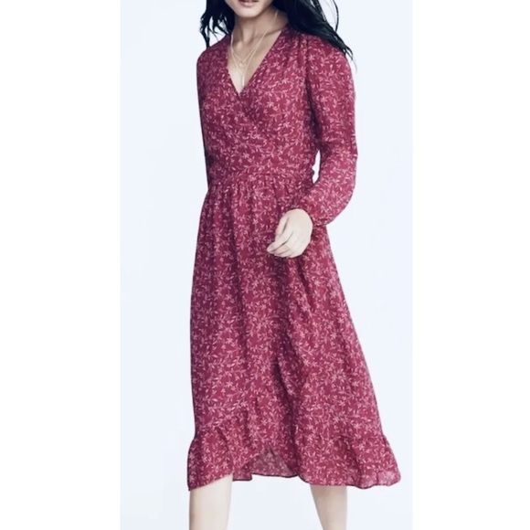 Old Navy Floral Wrap Dress - Picture 1 of 7